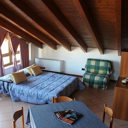 Apartmán Casa Regina Desenzano del Garda Exteriér fotografie