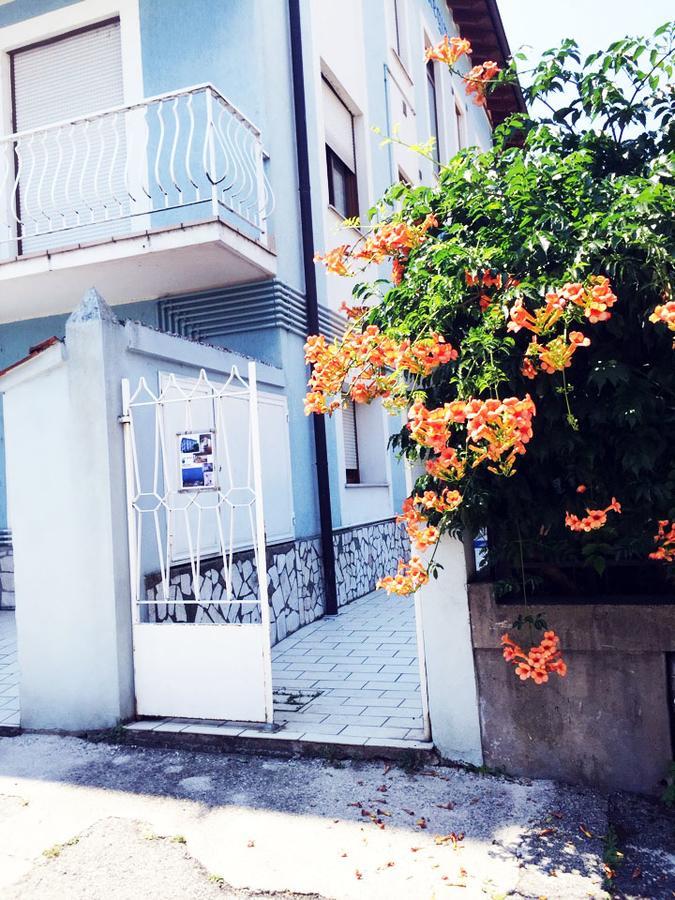 Apartmán Casa Regina Desenzano del Garda Exteriér fotografie